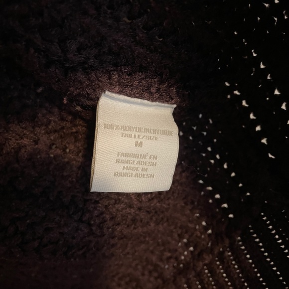 ⭐️5 for $25⭐️ 

Purple shrug - Picture 5 of 5